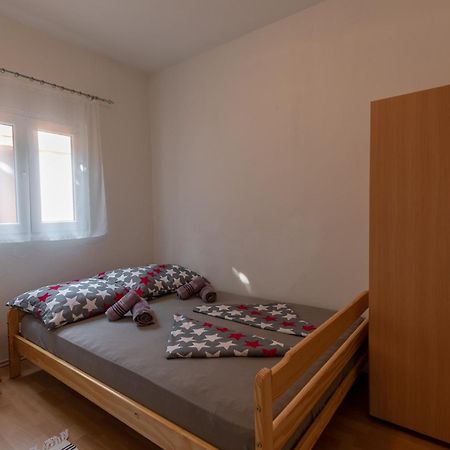Apartman Kristo Vir Luaran gambar