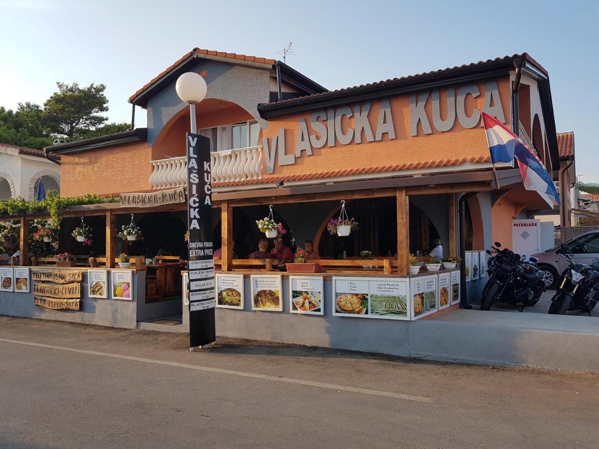 Apartman Kristo Vir Luaran gambar